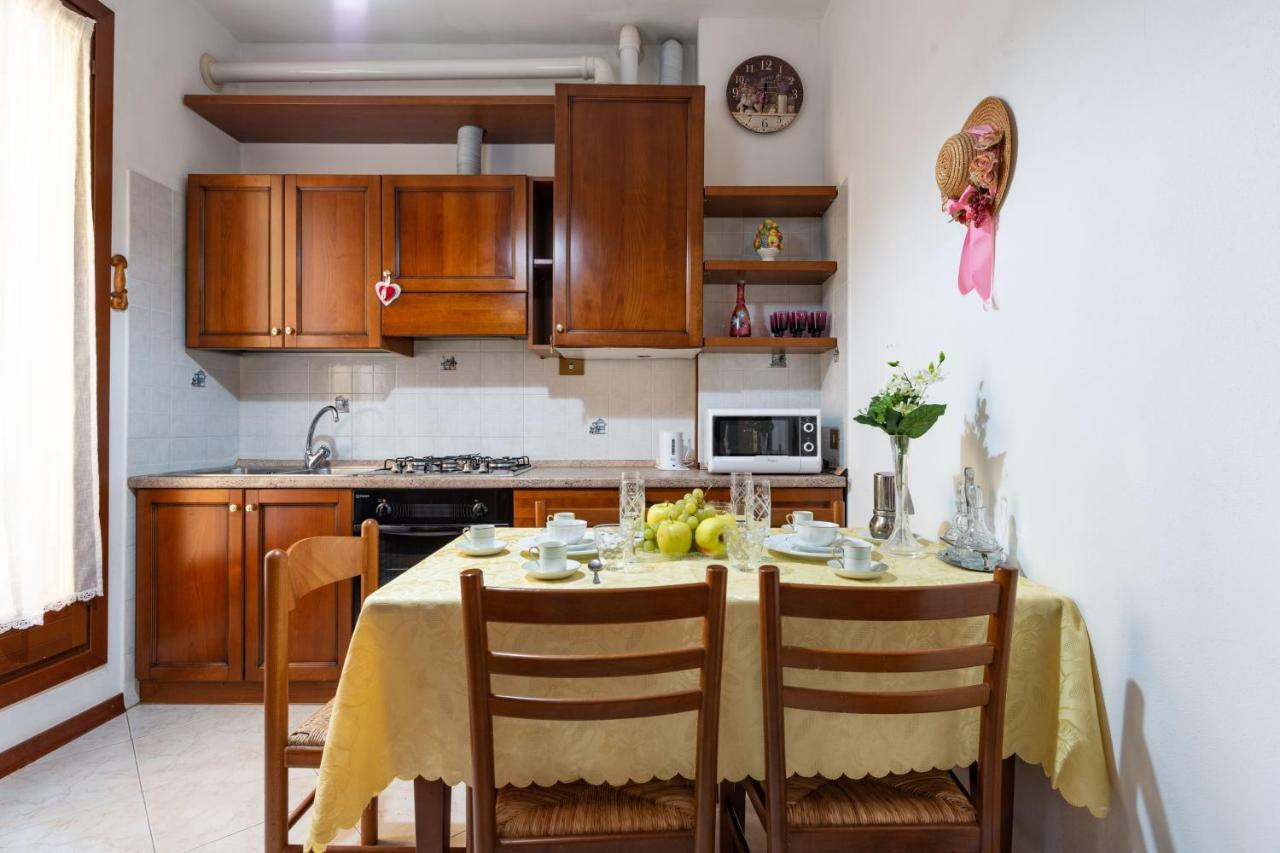 Gondolier' S House Castello Apartment Venedig